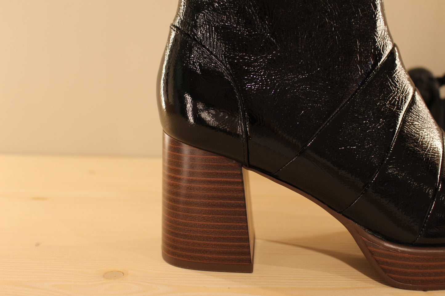 Bottines femme cuir vernis bordeaux ou noir MAMZELLE