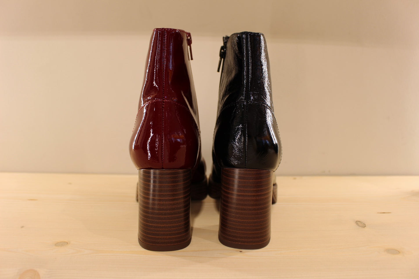 Bottines femme cuir vernis bordeaux ou noir MAMZELLE