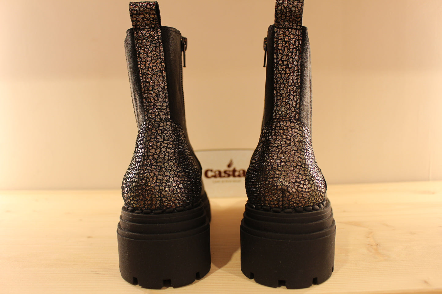 Bottines cuir gras noir semelle épaisse CASTA