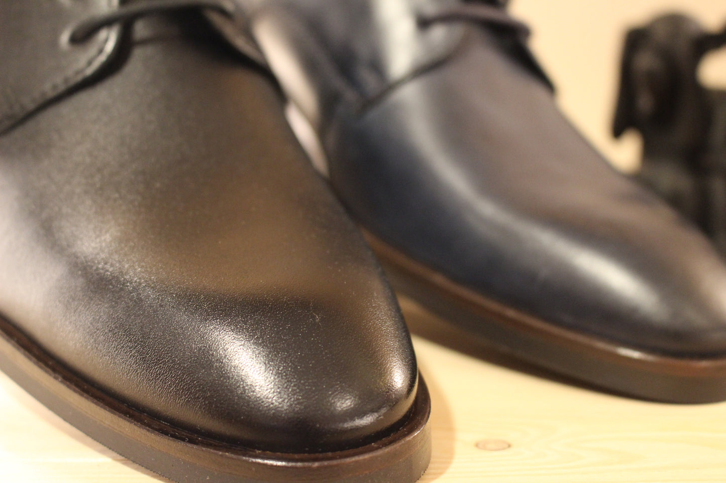 Derby habillé cuir bleu ou noir LLOYD