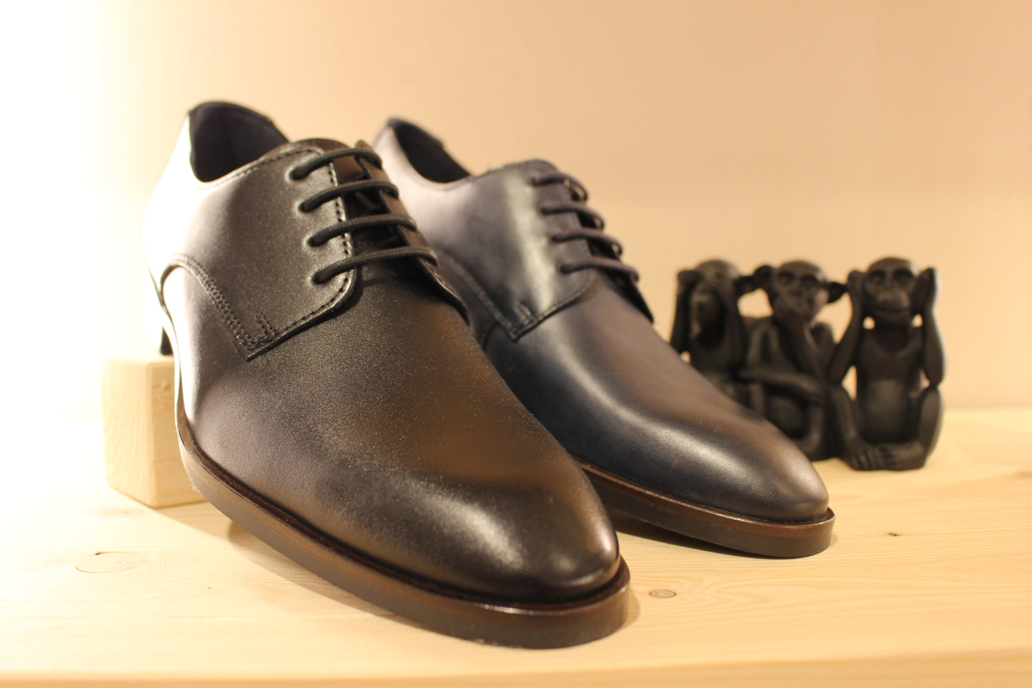 Derby habillé cuir bleu ou noir LLOYD