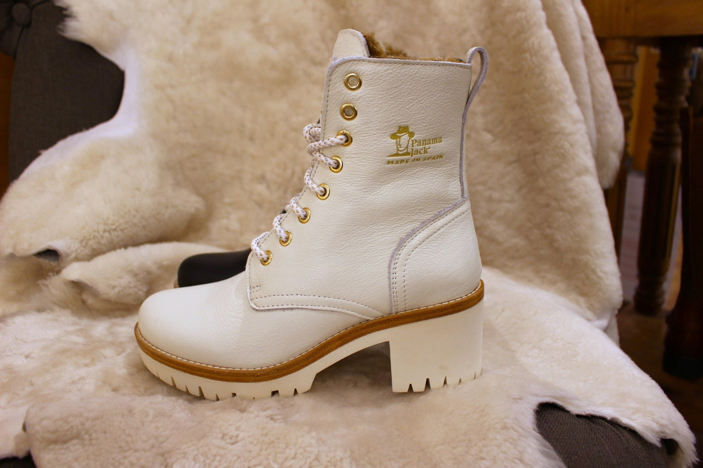 Bottine femme cuir et chaud petit talon PANAMA JACK