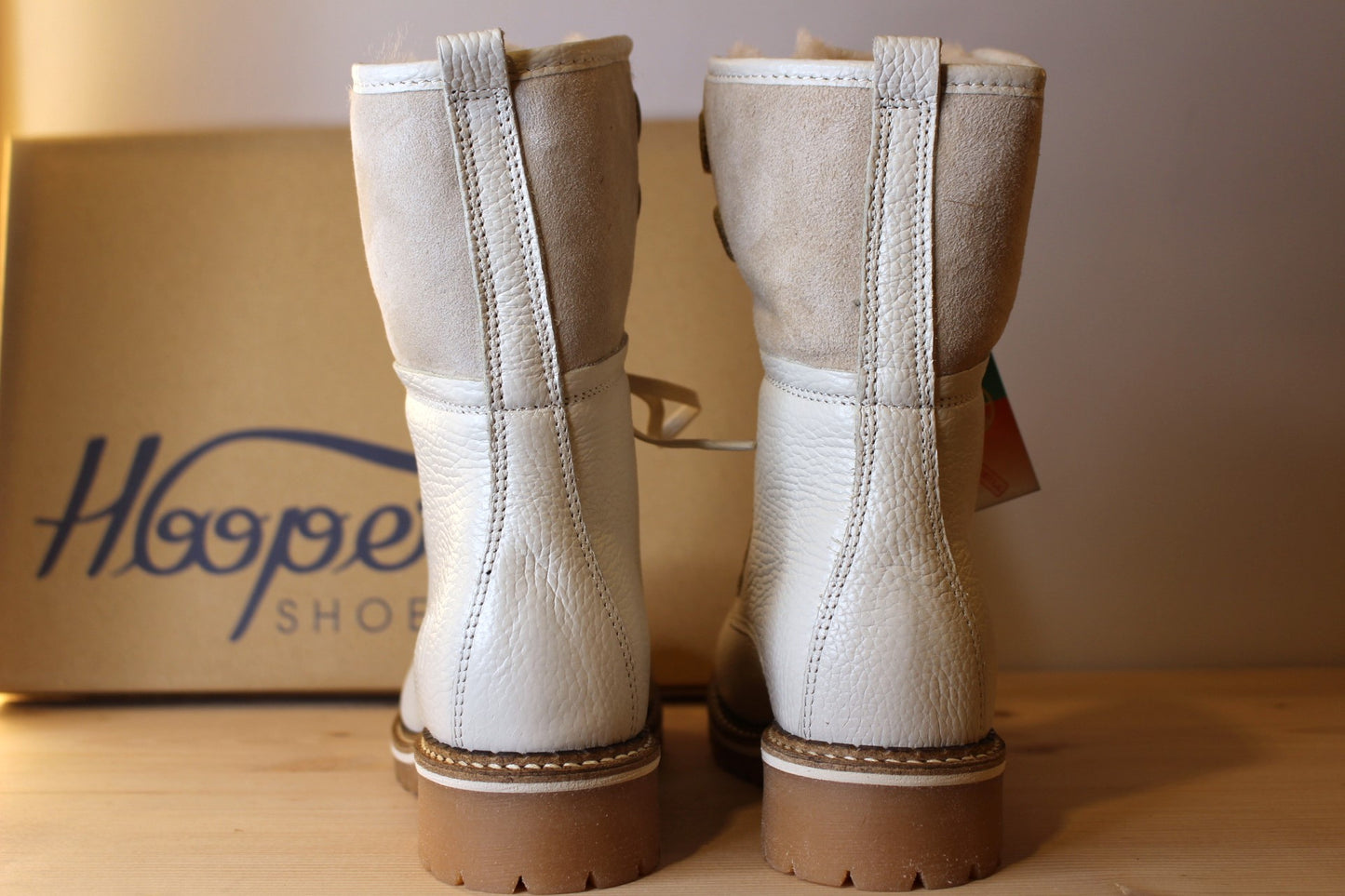 Bottines HOOPER cuir blanc cassé et doublure laine semelle épais et cranté
