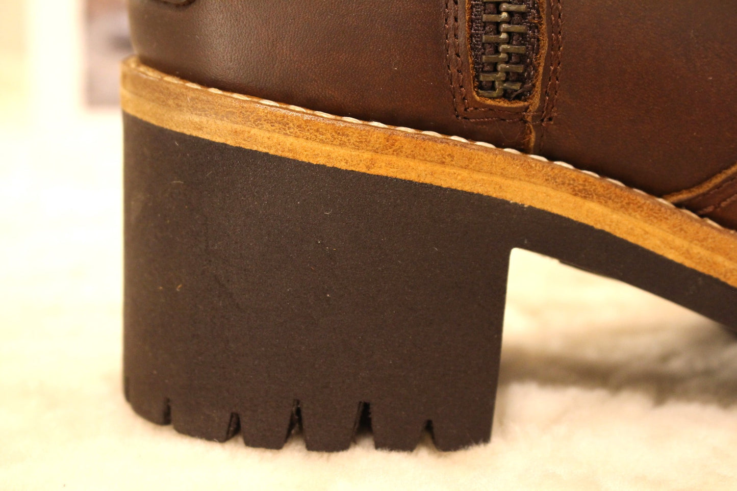 Bottine femme cuir et chaud petit talon PANAMA JACK