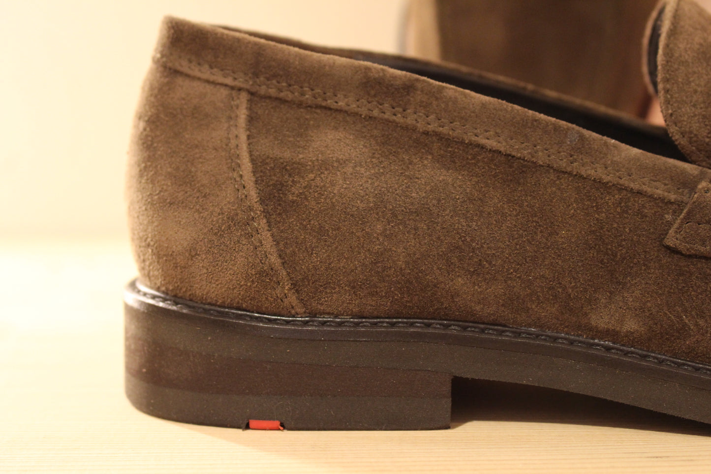 Mocassin homme en cuir velours marron semelle extra légère cuir souple LLOYD