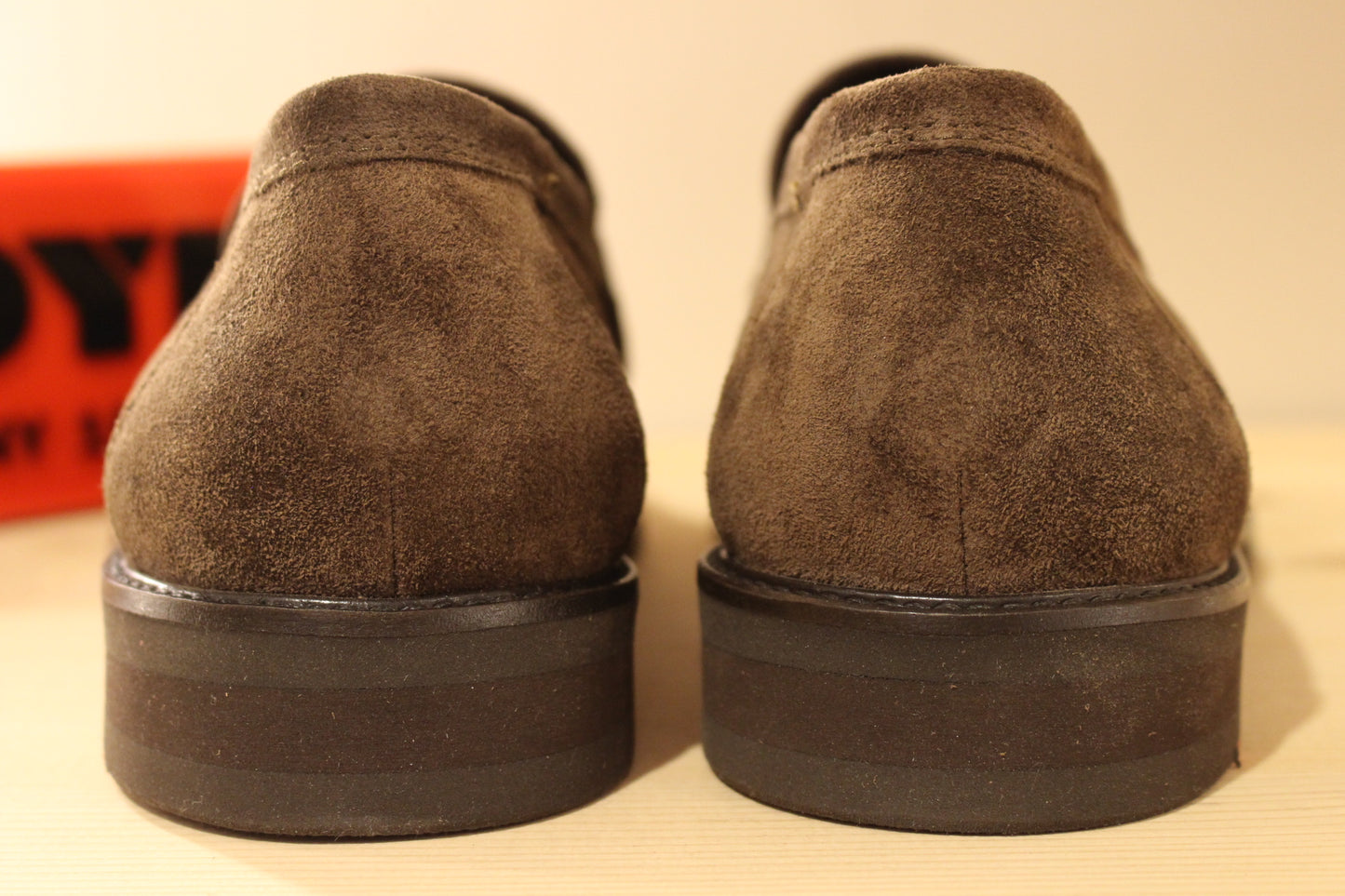 Mocassin homme en cuir velours marron semelle extra légère cuir souple LLOYD