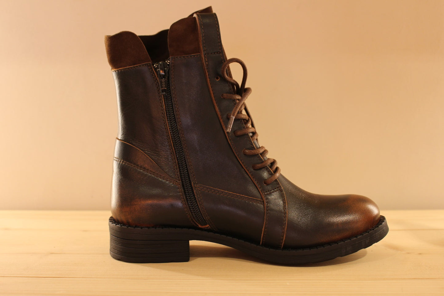 Bottines chocolat avec semelle amovible CASTA fabrication portugaise