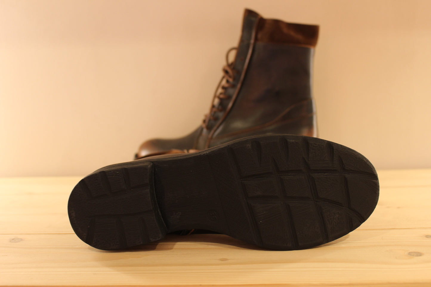 Bottines chocolat avec semelle amovible CASTA fabrication portugaise