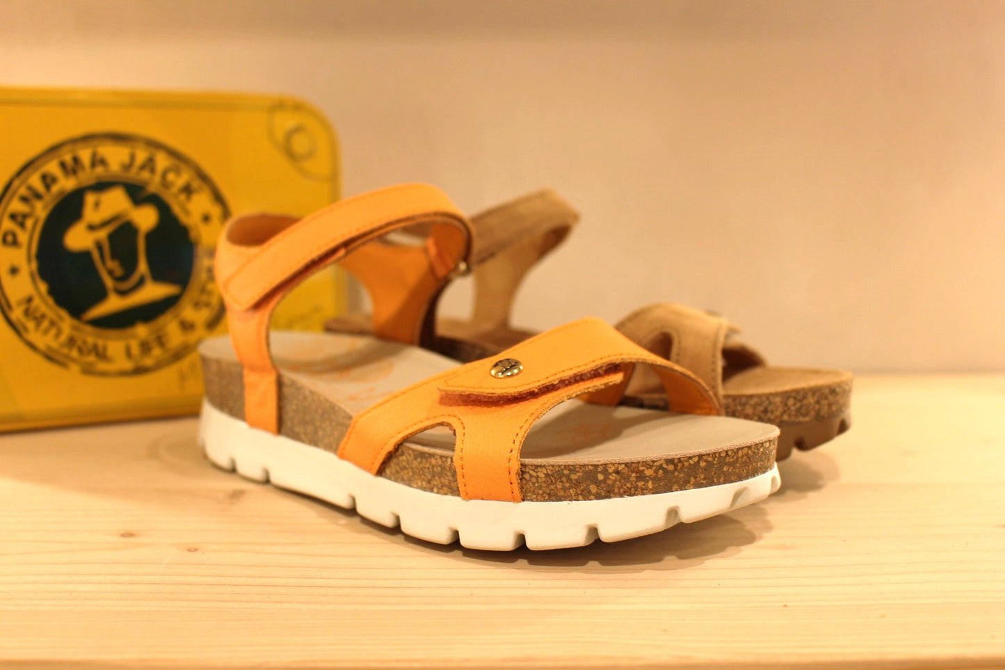 Sandales cuir semelles anatomique réglage scratch PANAMA JACK