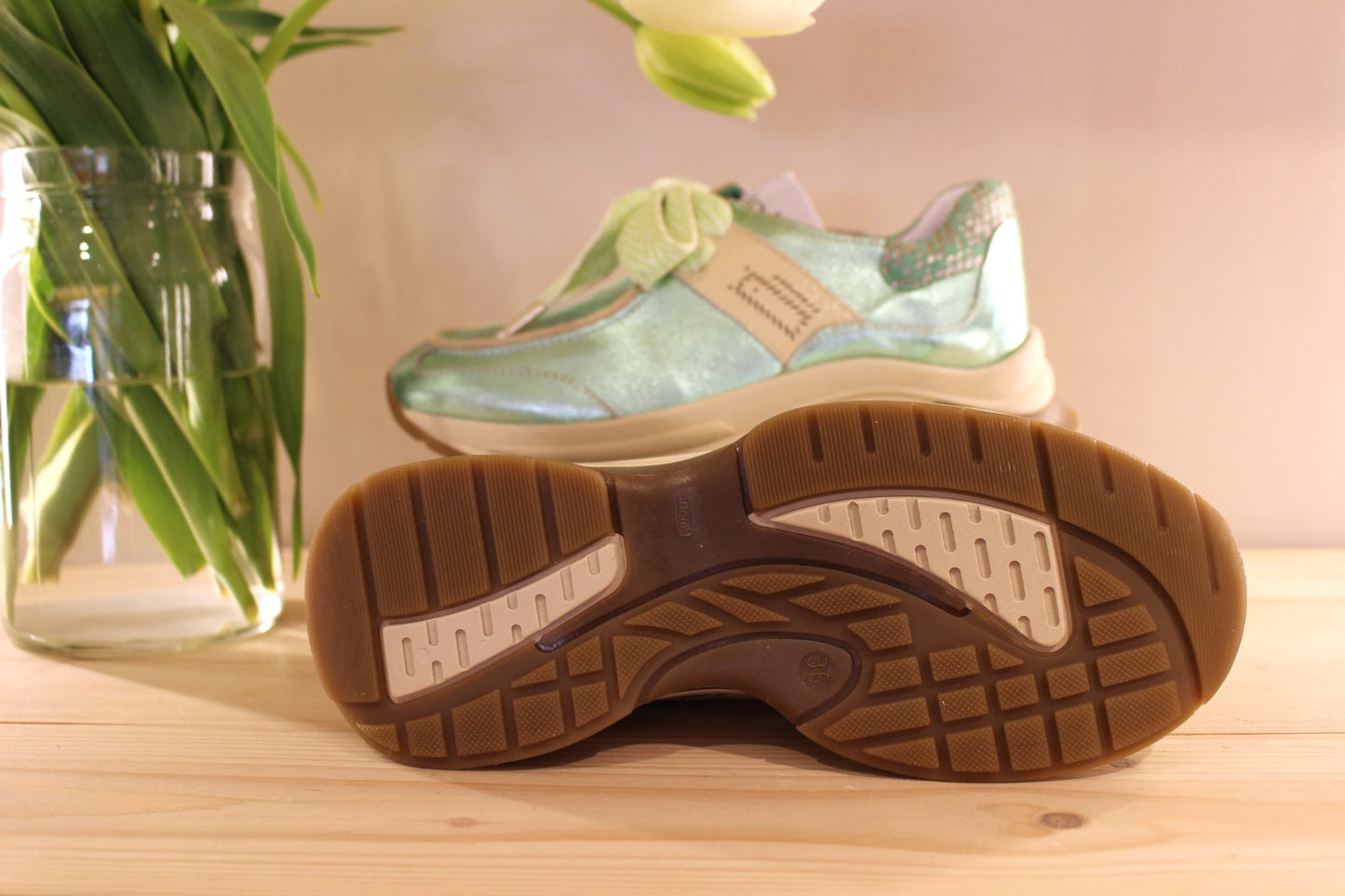 Sneaker cuir métallisé vert semelle interne amovible fabrication portugaise CASTA