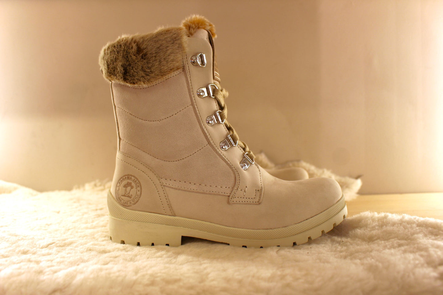 Bottes d'hiver pour femme cuir blanc waterproof PANAMA JACK semelle épaisse