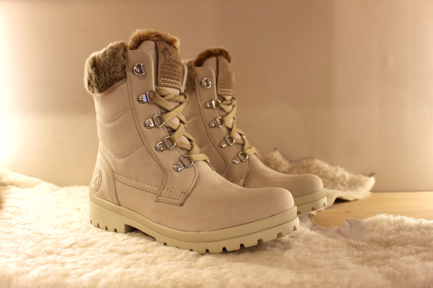Bottes d'hiver pour femme cuir blanc waterproof PANAMA JACK semelle épaisse