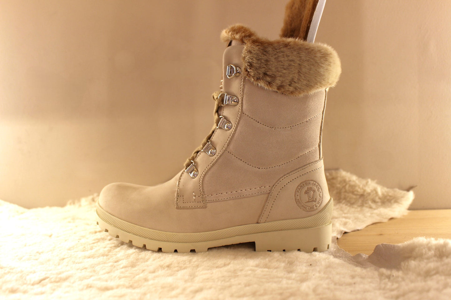 Bottes d'hiver pour femme cuir blanc waterproof PANAMA JACK semelle épaisse