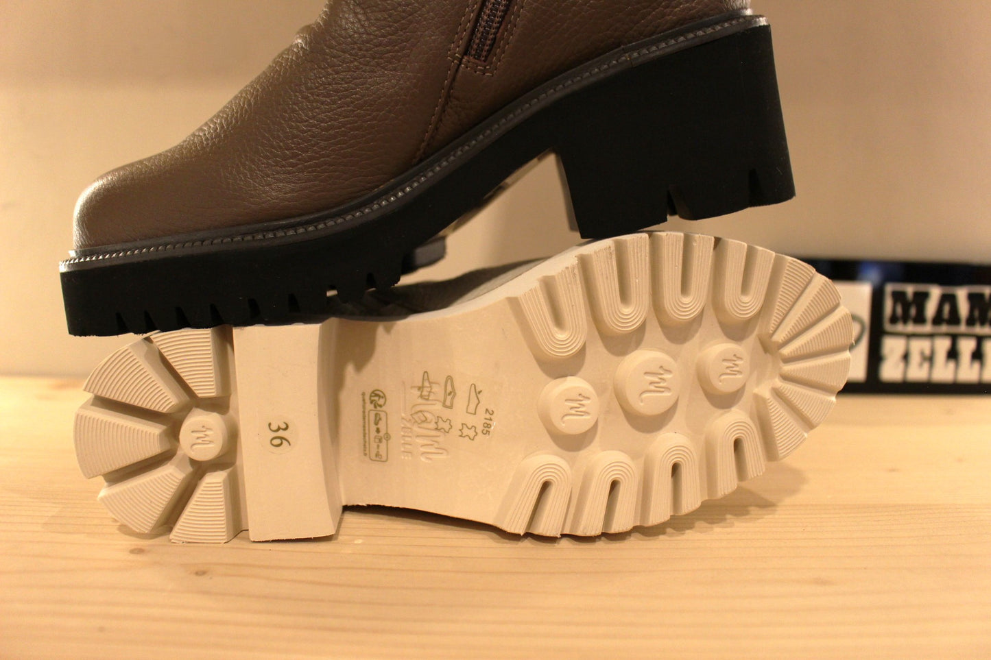 Bottines MAMZELLE cuir écru ou taupe
