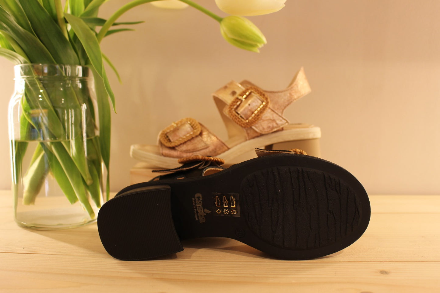 Sandale petit talon trotteur fabrication portugaise cuir CASTA