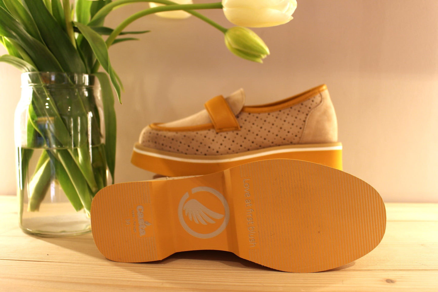 Mocassin velours camel et orange semelle interne amovible CASTA