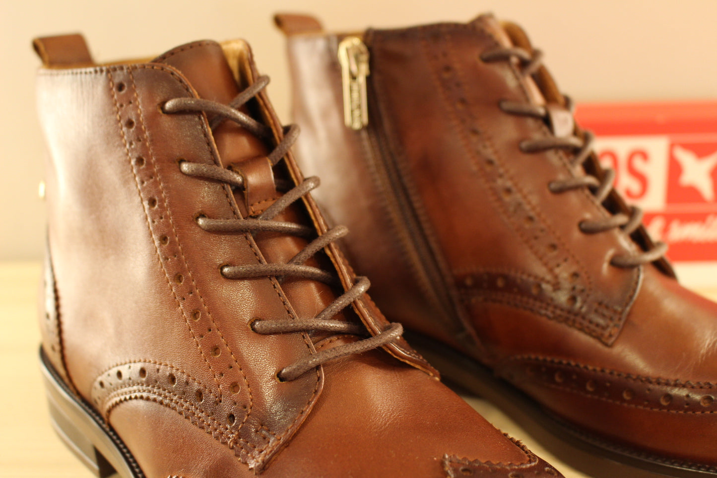Bottines souple femme PIKOLINOS en cuir marron