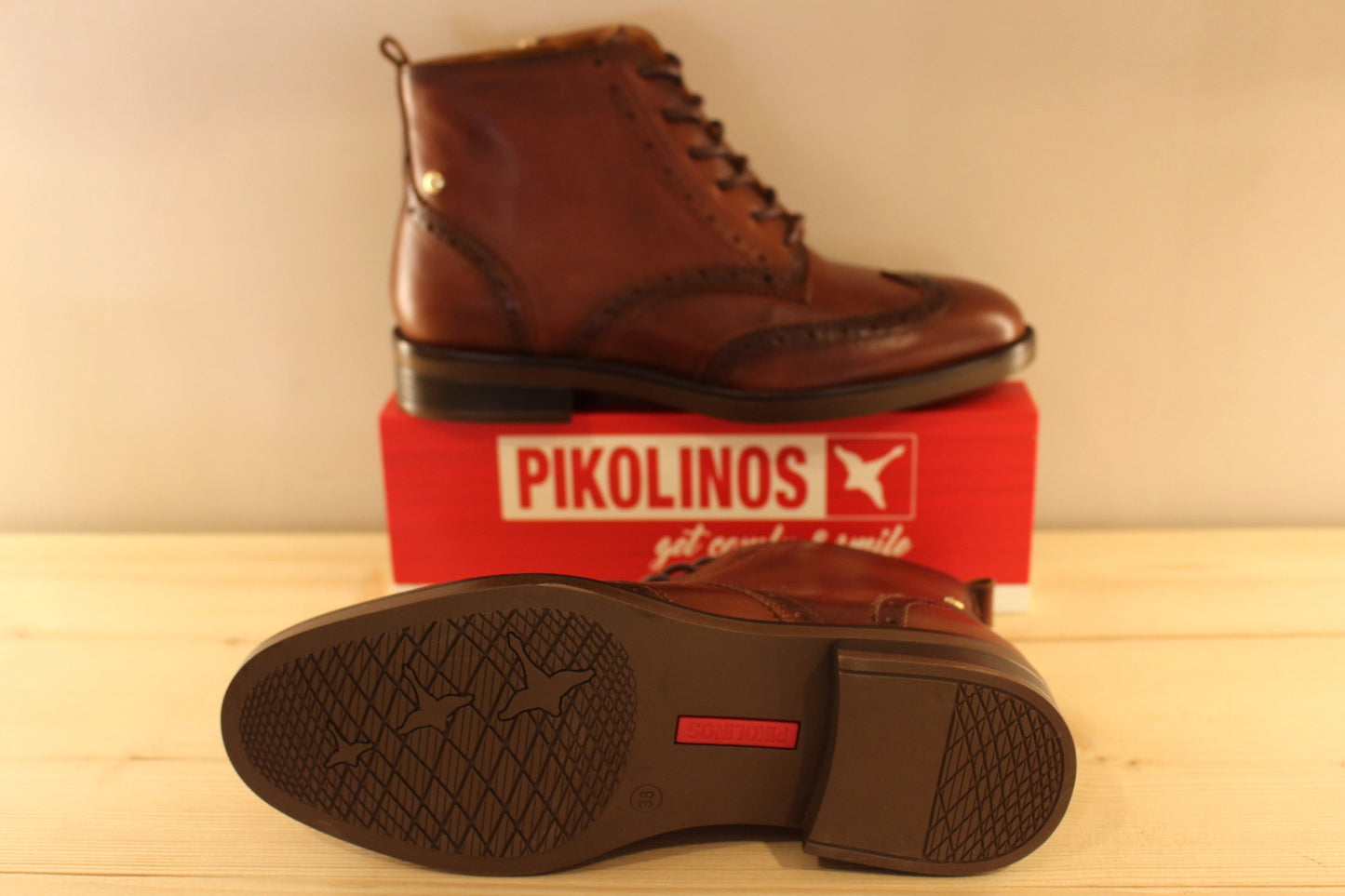 Bottines souple femme PIKOLINOS en cuir marron