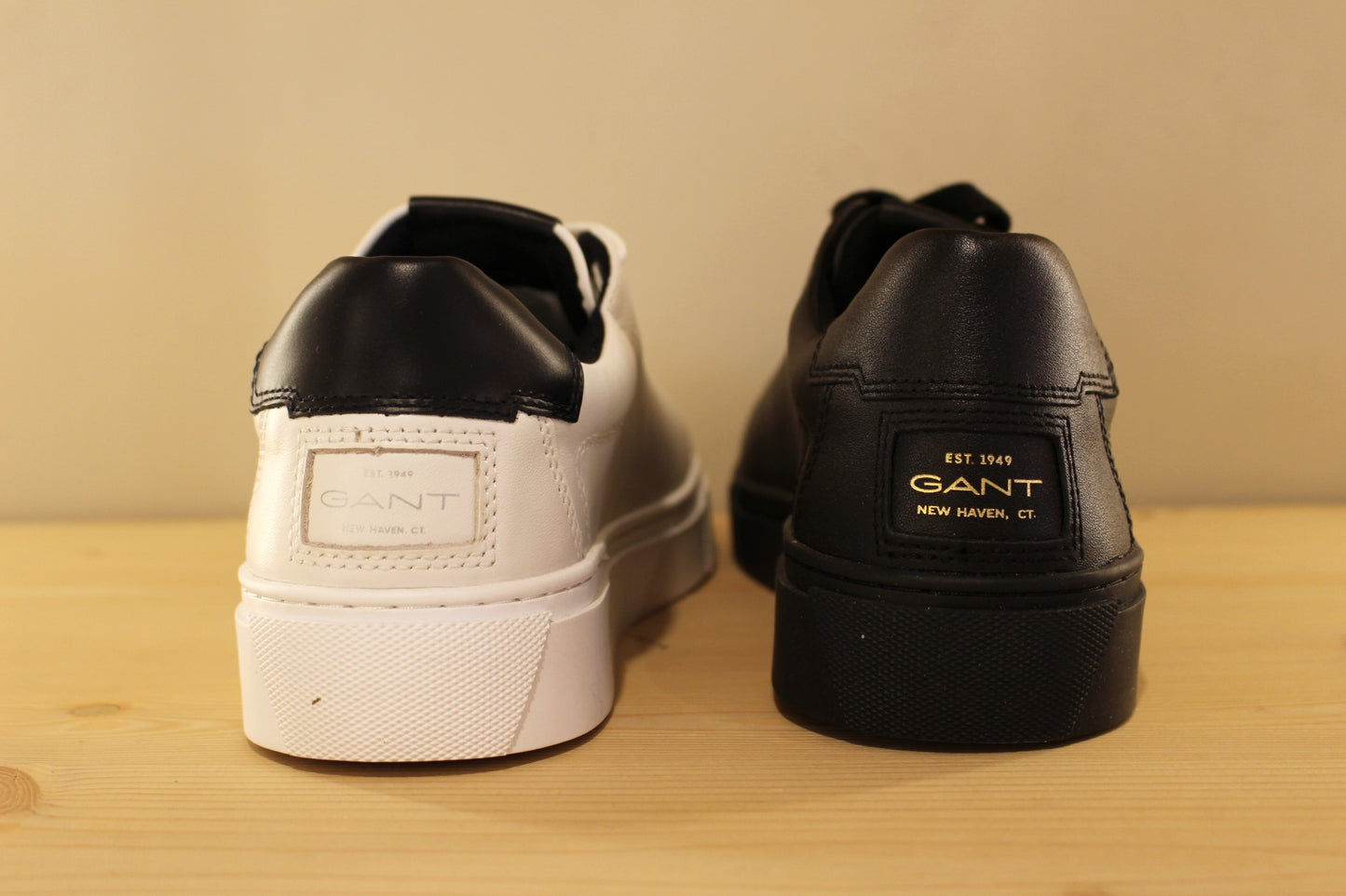 Basket homme en cuir noir ou blanc GANT