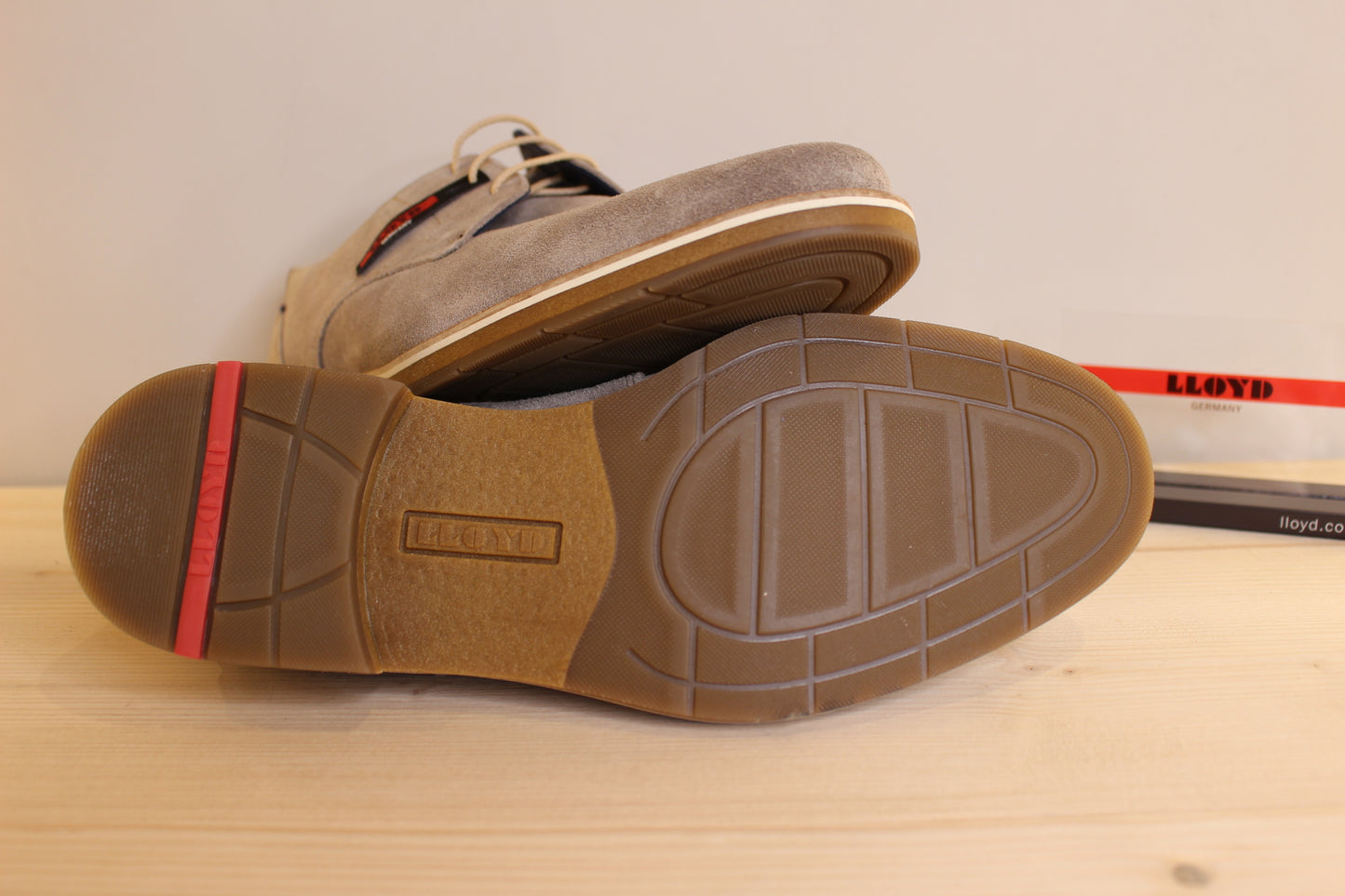 Derby velours stone lacet coton semelle gomme LLOYD