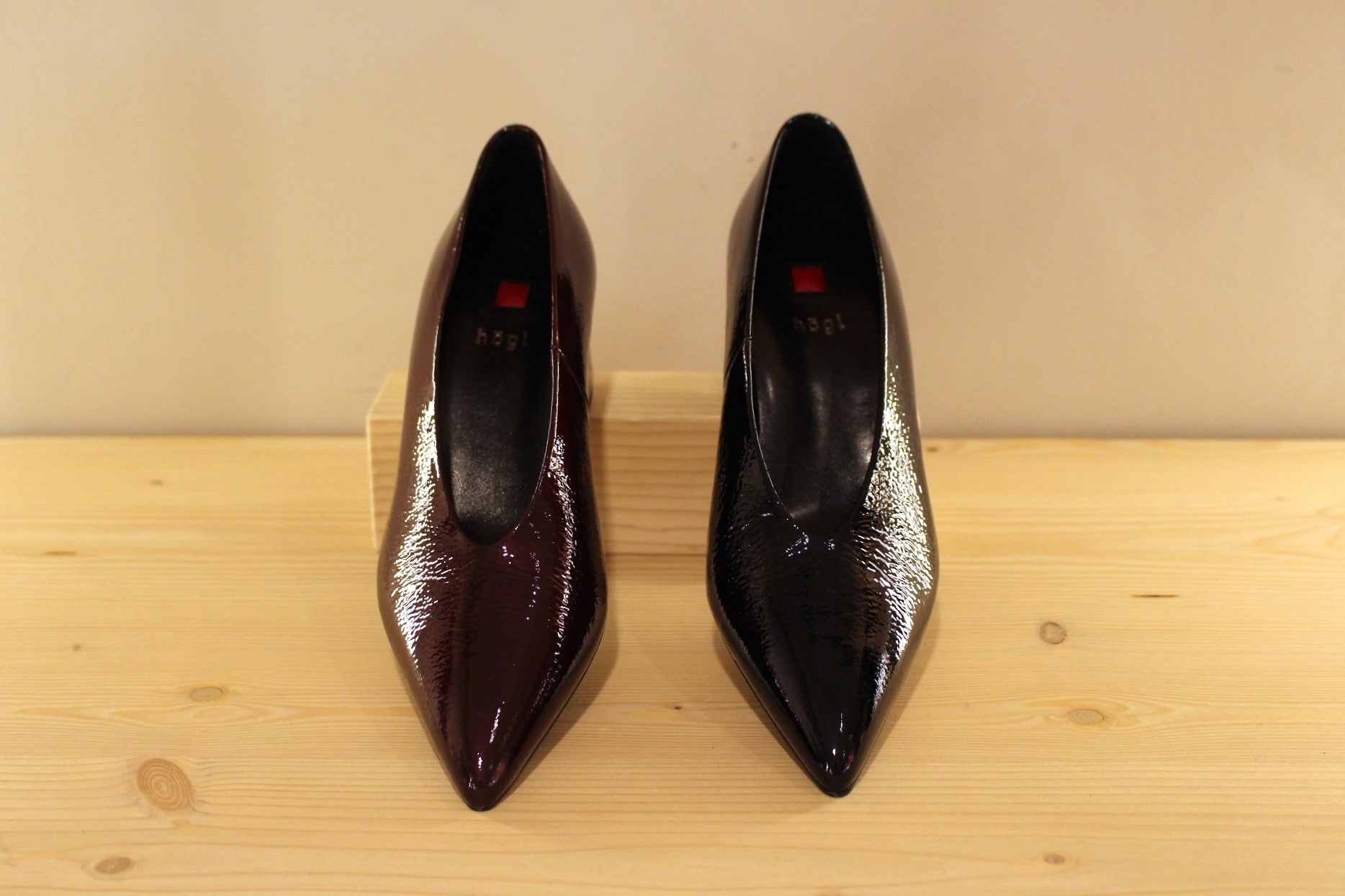 Escarpin cuir vernis bordeaux ou noir HÖGL