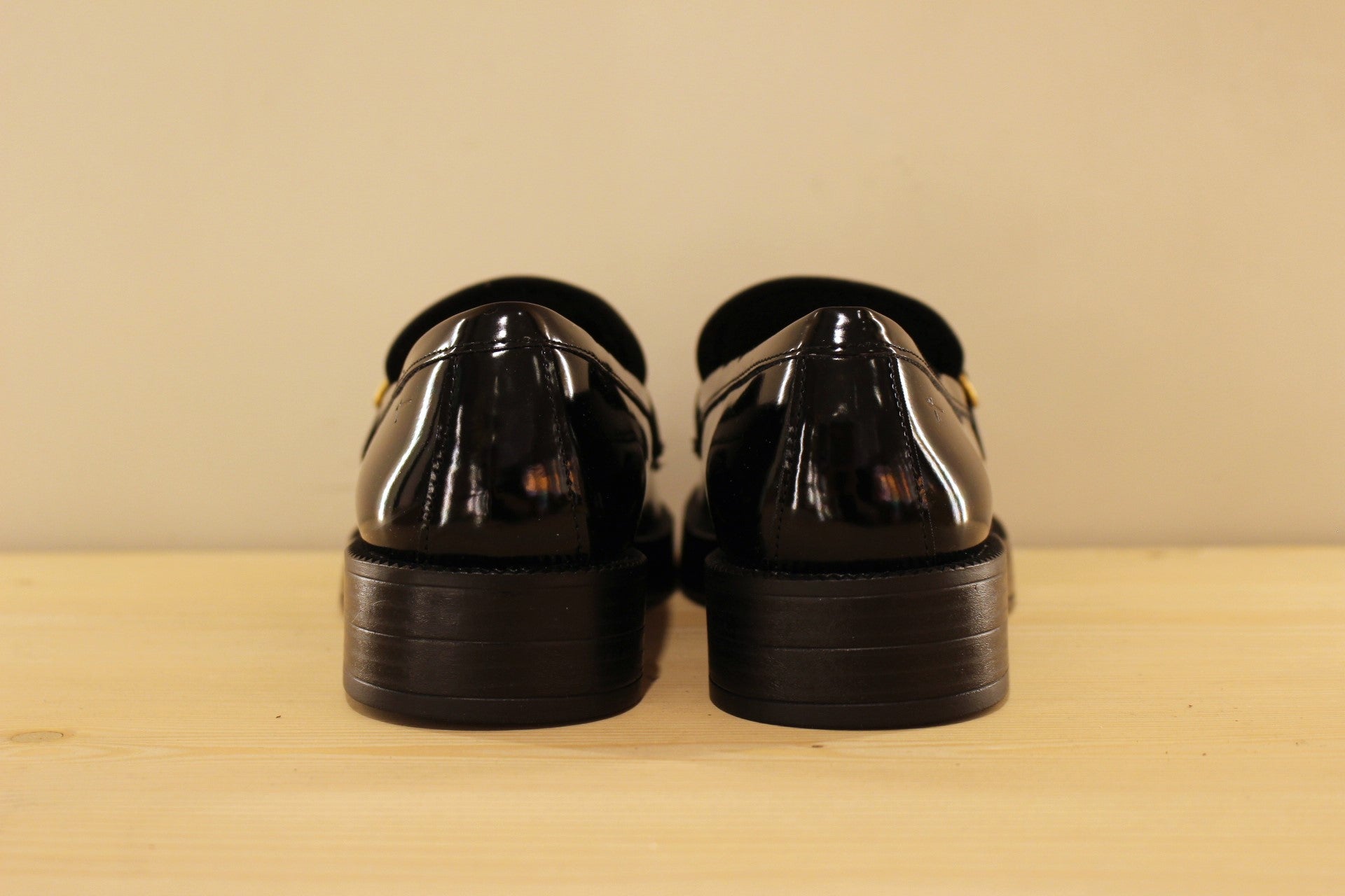 Mocassin VEGAN TAMARIS en noir 