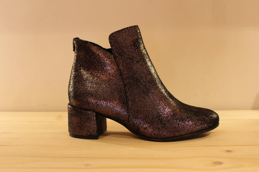 Bottines Vegan métallisé bronze avec un petit talon et zip interne TAMARIS