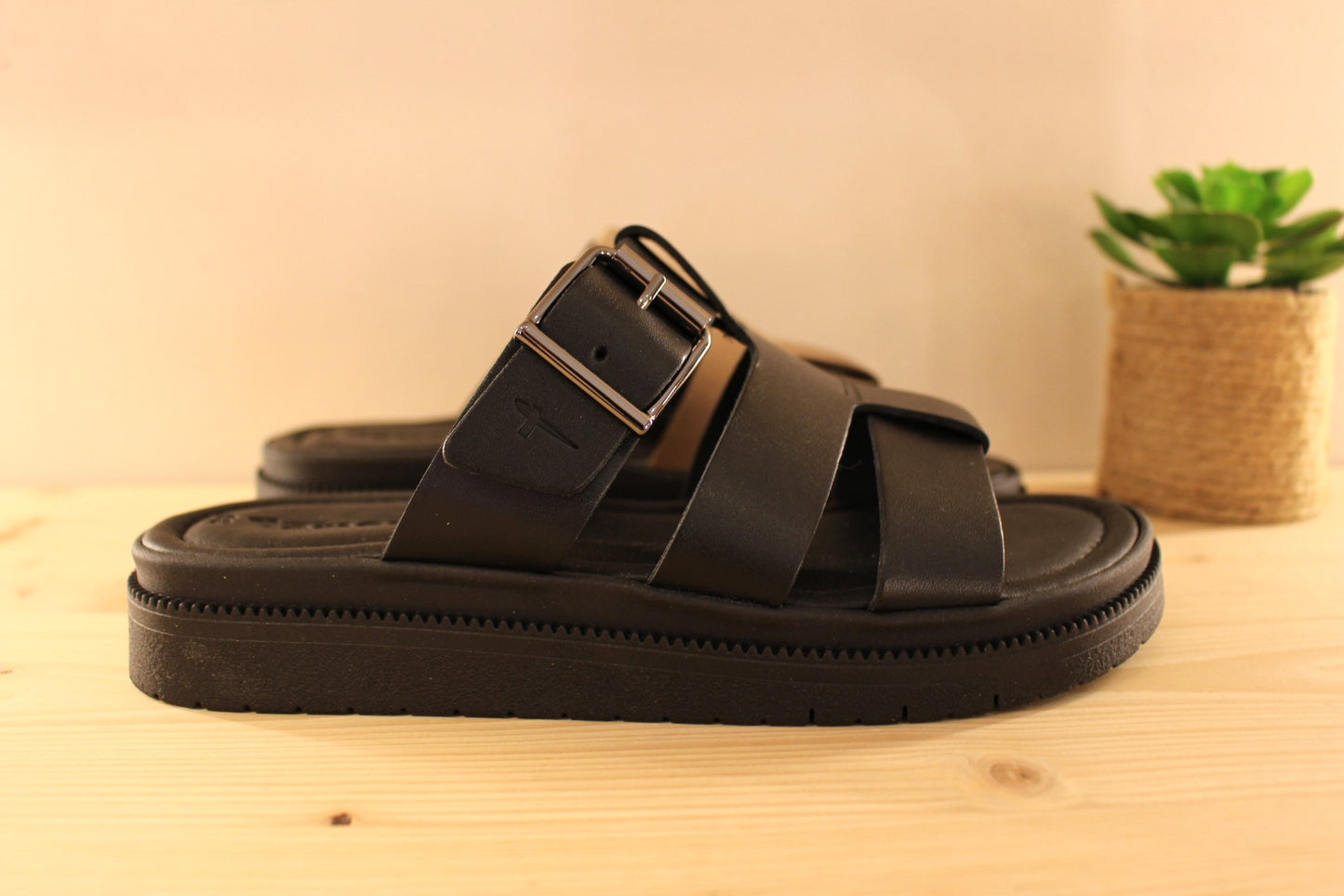 Mules en cuir TAMARIS noir ou velours taupe semelle épaisse