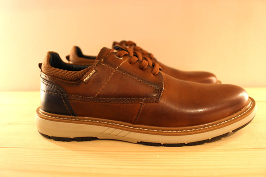 Derby sport chic en cuir marron semelle interne amovible et à mémoire de forme PIKOLINOS