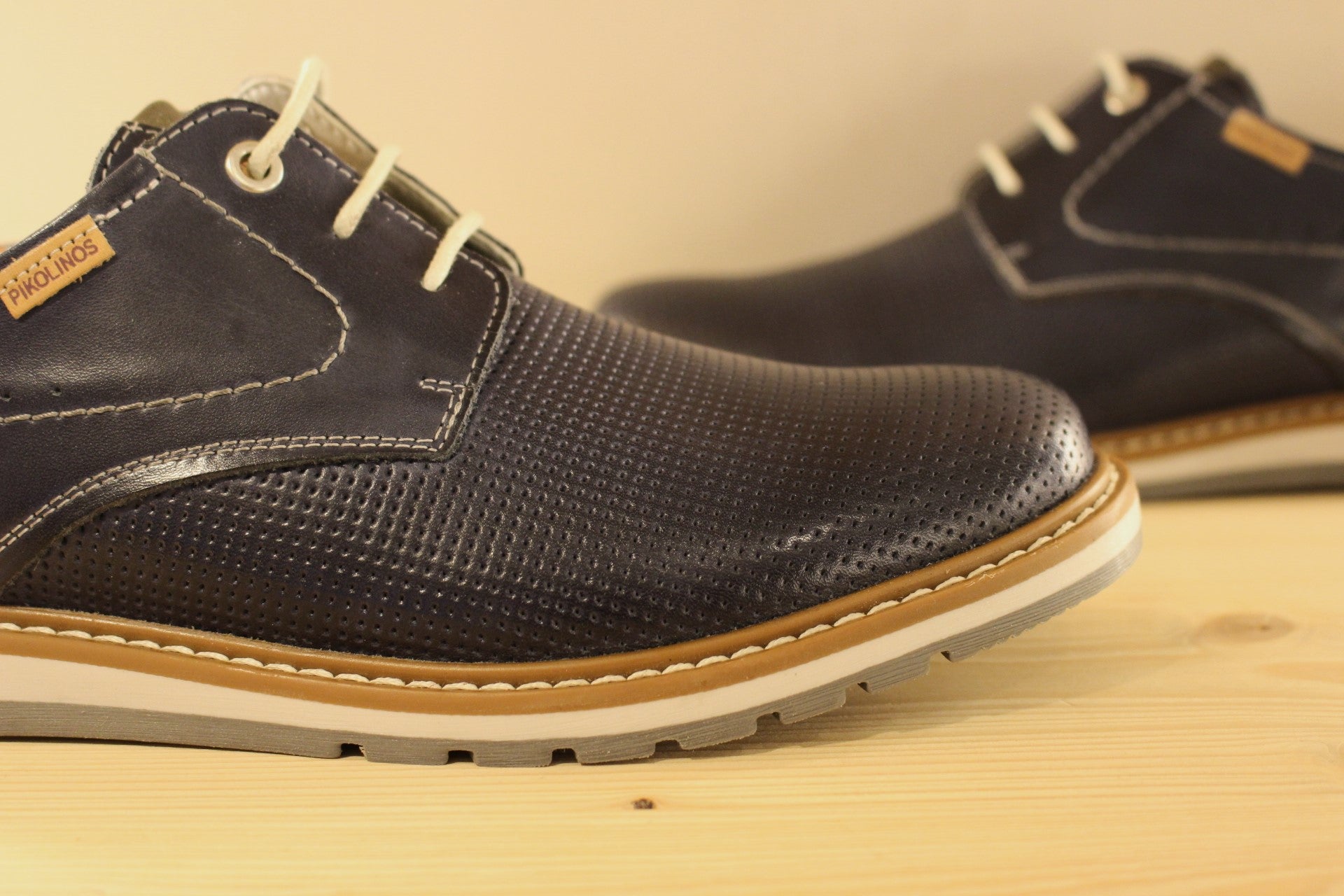 Derby en cuir bleu kaki et gris clair PIKOLINOS