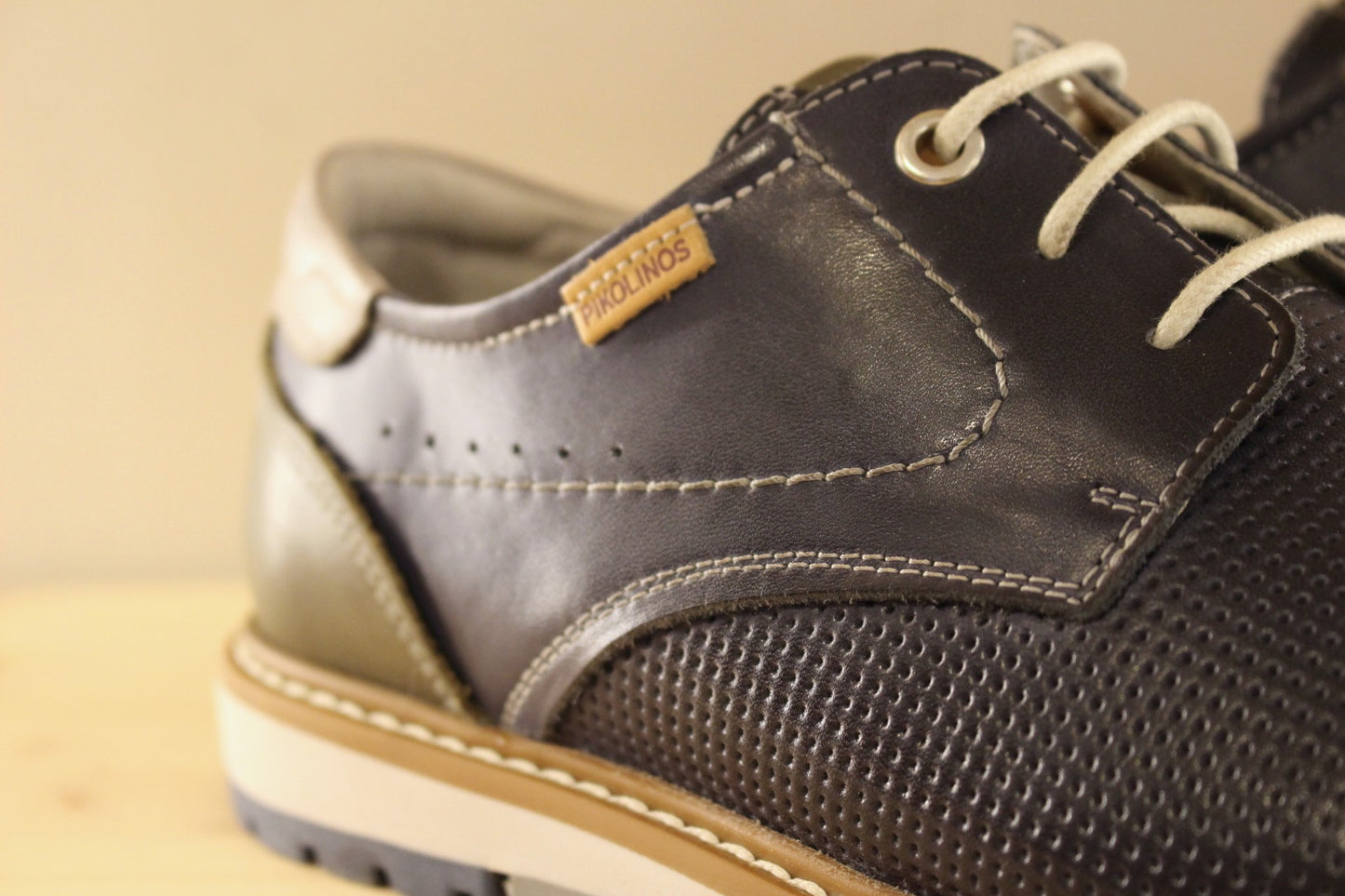 Derby en cuir bleu kaki et gris clair PIKOLINOS
