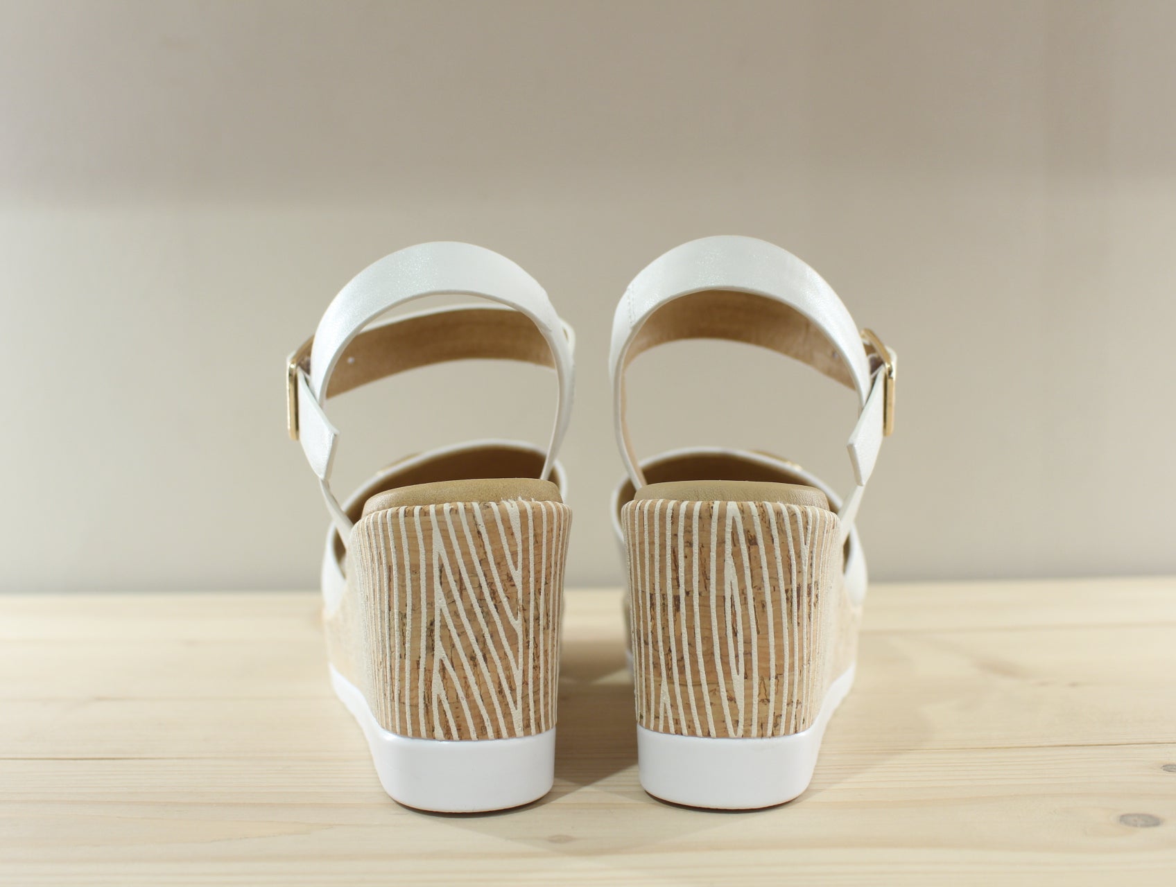 Sandale compensée en cuir blanc semelle liège REPO