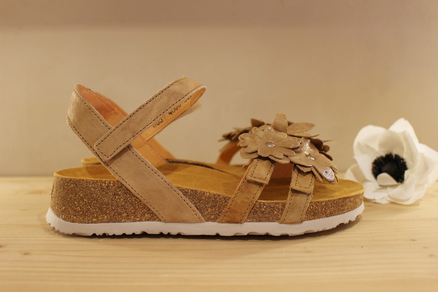 Sandale cuir THINK serrage par scratch et semelle anatomique