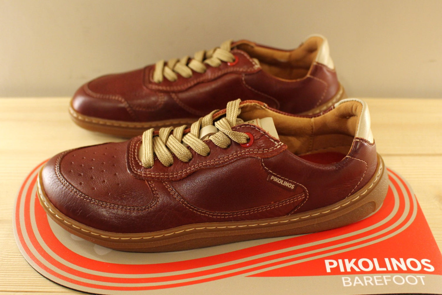 Barefoot en cuir rouge PIKOLINOS
