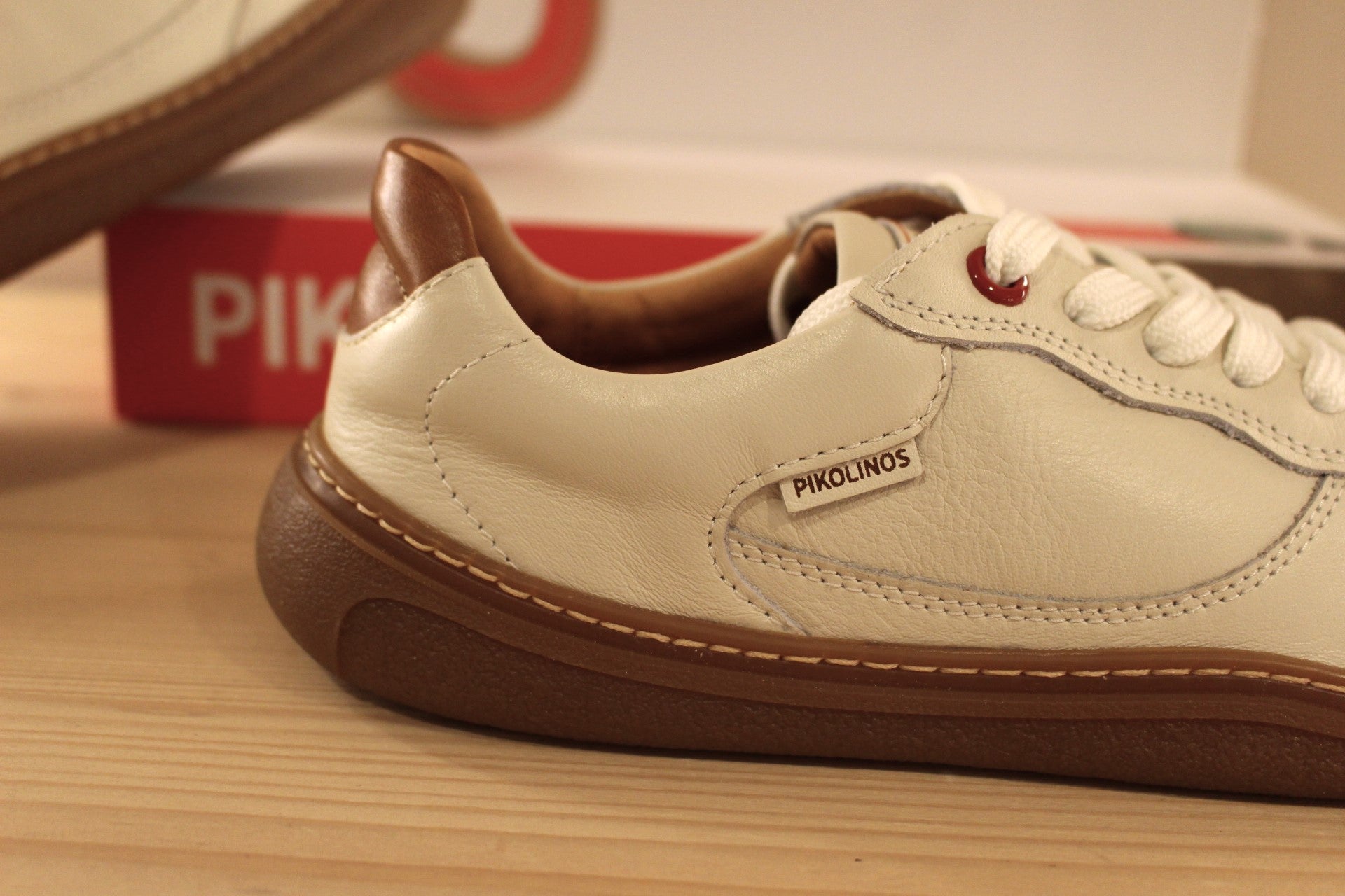 Barefoot femme en cuir blanc PIKOLINOS