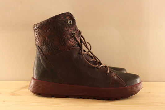 Bottines en cuir très souple de chez THINK