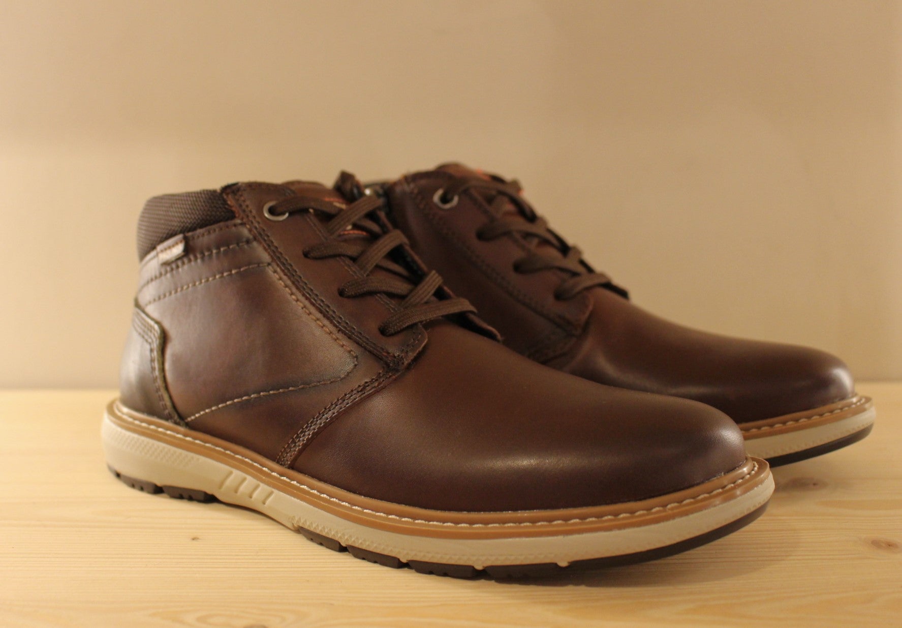 Bottines cuir marron semelle interne amovible et à mémoire de forme PIKOLINOS