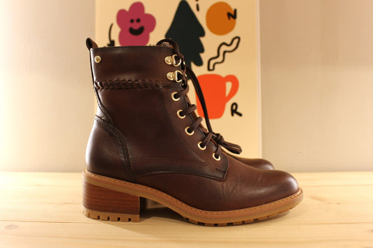 Bottines femme en cuir acajou petit talon zip et lacets PIKOLINOS