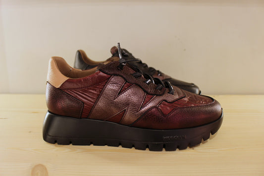 Basket à enfiler cuir noir ou bordeuax WONDERS