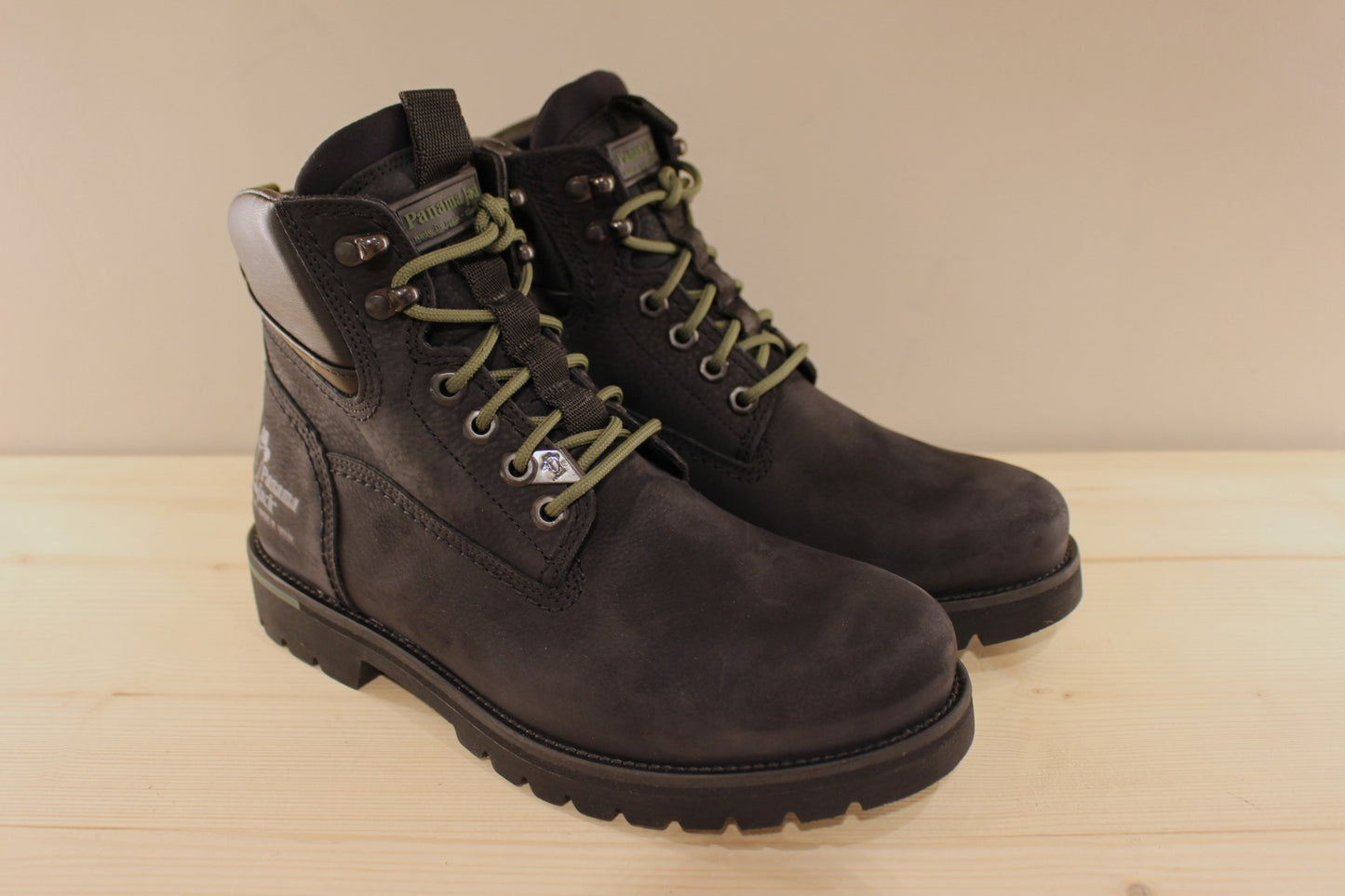 Bottine nubuck noir cuir et gore-tex semelle amovible PANAMA JACK