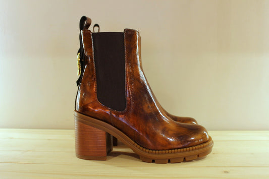 Bottines à enfiler à talon cuir vernis caramel CASTA