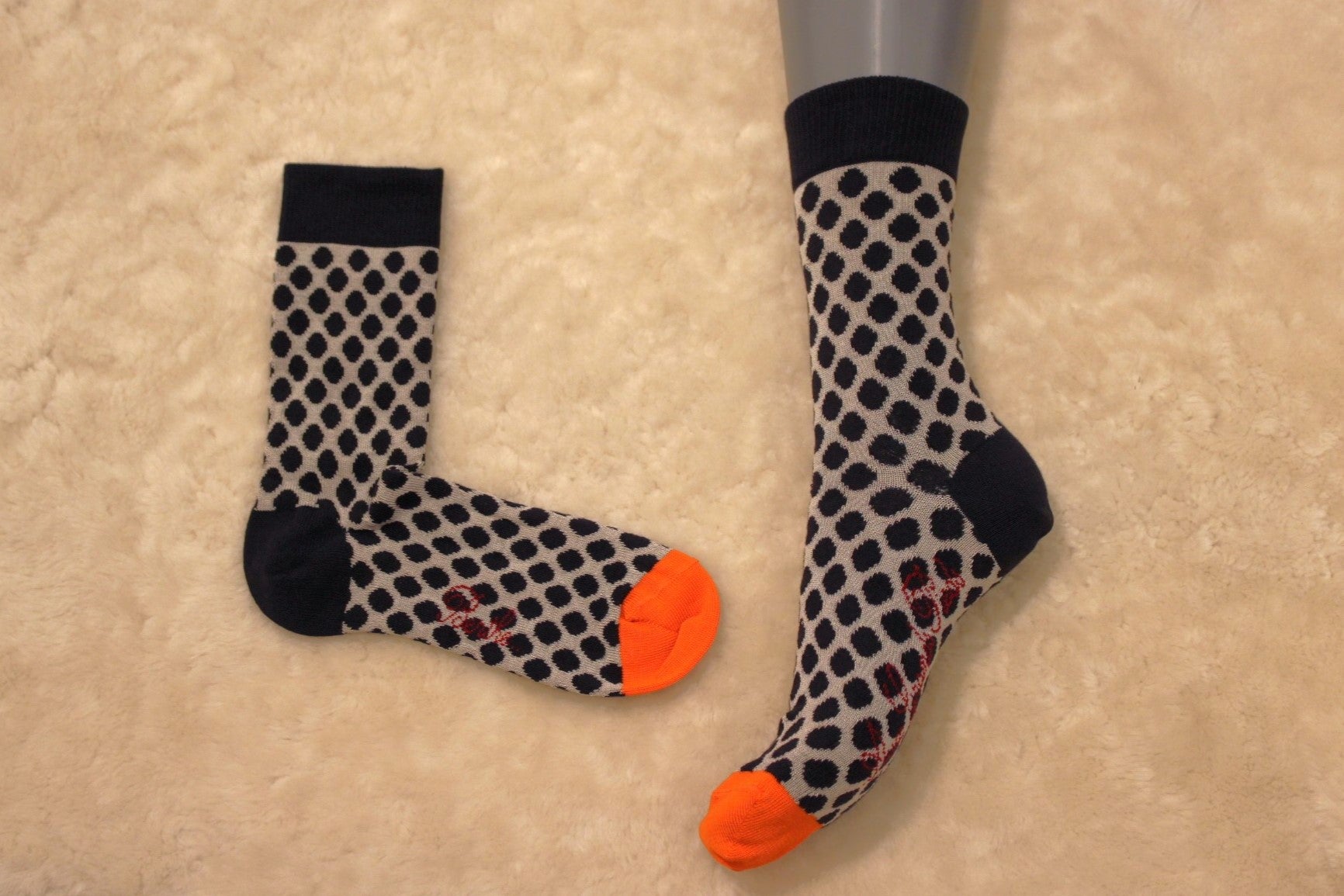 Chaussettes BERTHE AUX GRANDS PIEDS. Fabrication Française. Chaussettes homme en coton pois