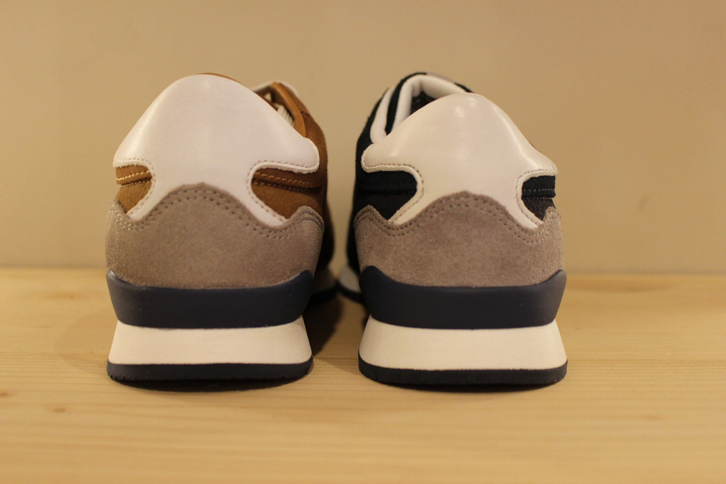 Sneaker homme en cuir bleu ou marron avec semelle interne amovible LLOYD