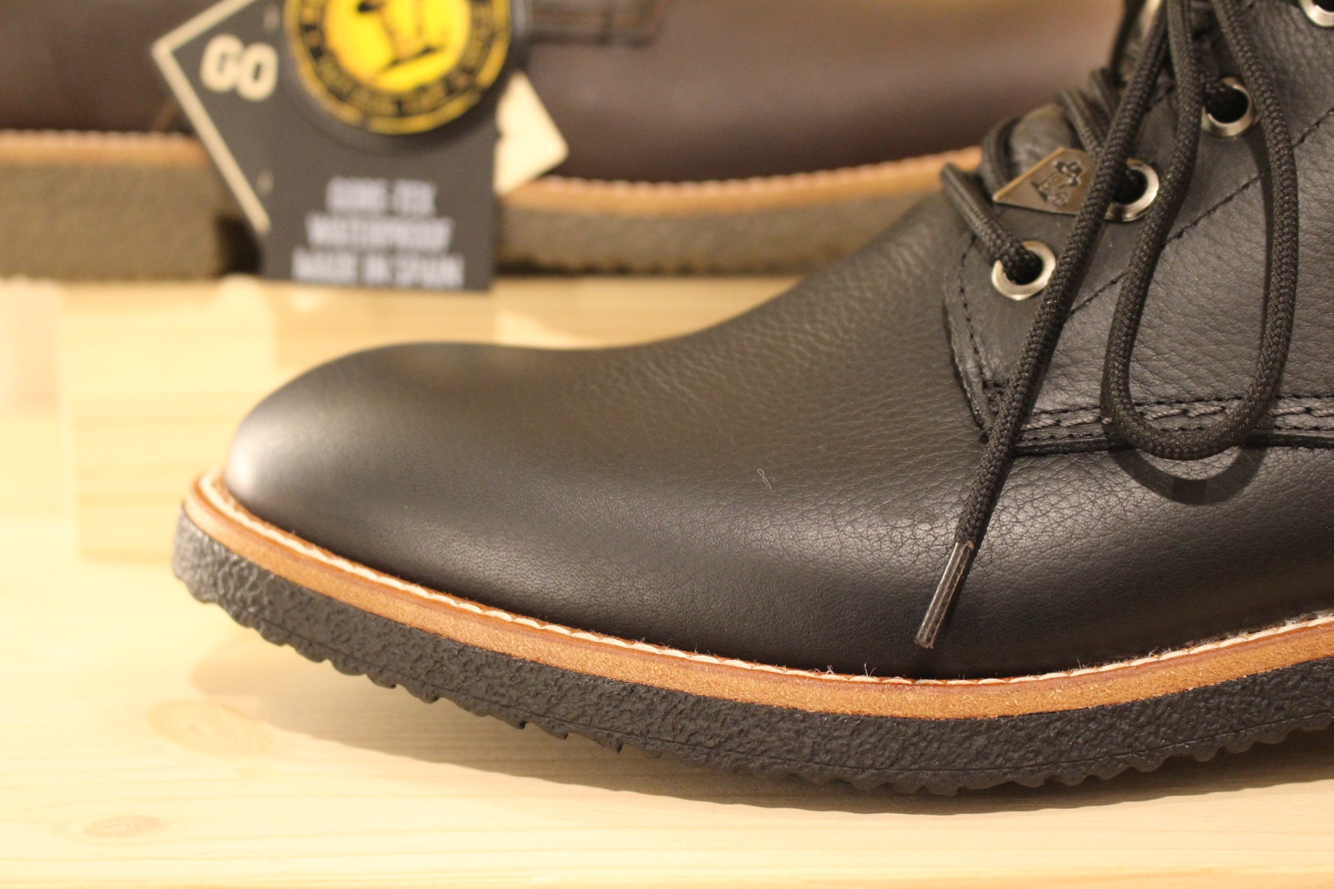 Chaussures cuir gras noir ou marron traité waterproof PANAMA JACK