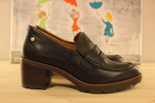 Mocassin femme à talon cuir noir PIKOLINOS