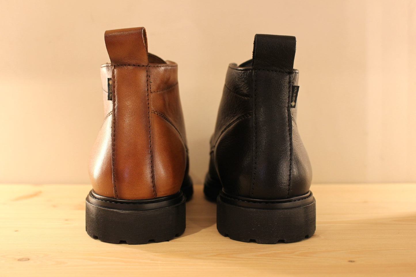 Bottines à lacet en cuir noir ou cognac et membrane Gore-tex LLOYD