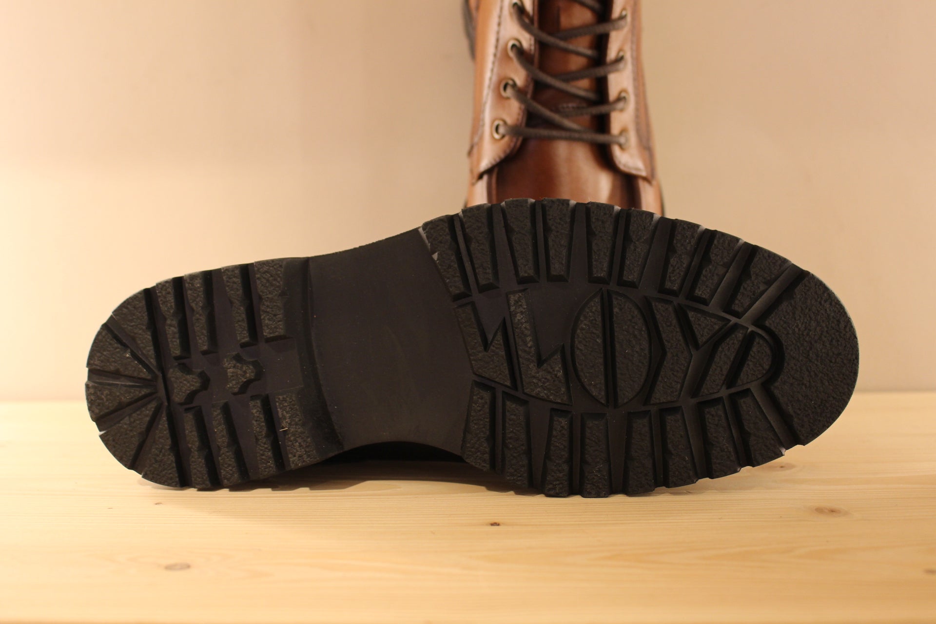 Bottines à lacet en cuir noir ou cognac et membrane Gore-tex LLOYD
