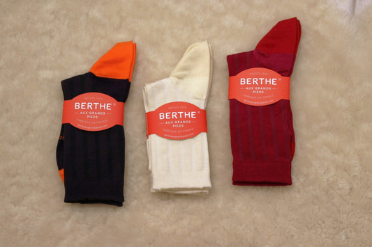 Chaussettes BERTHE AUX GRANDS PIEDS. Fabrication Française. Mi- chaussettes femme en soie et fil d'écosse