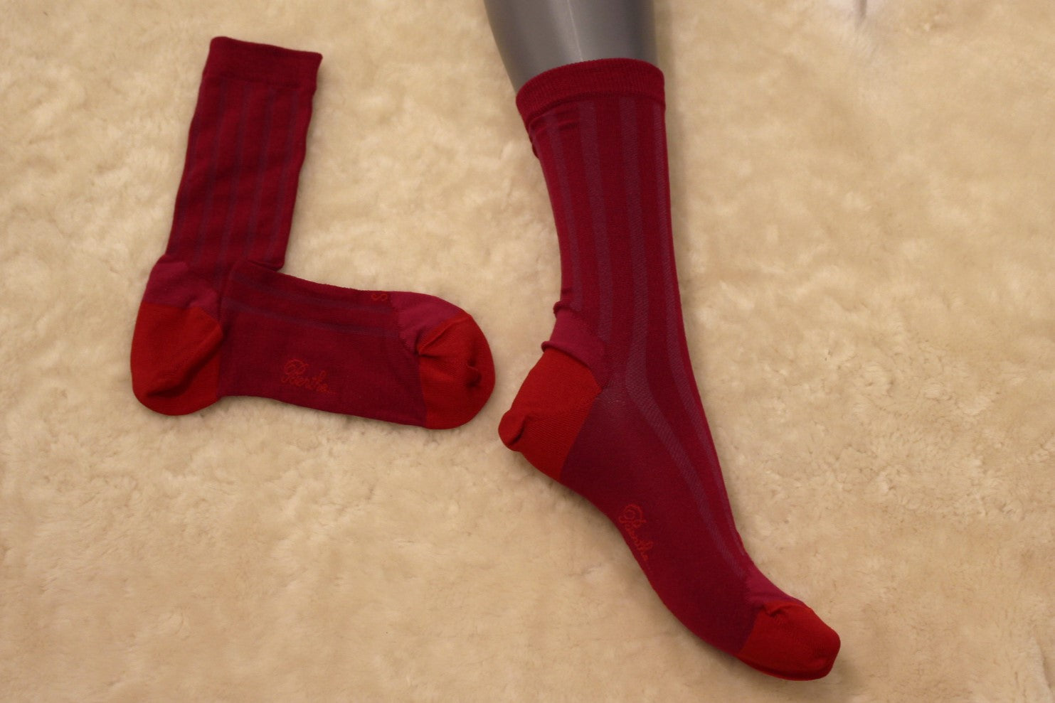 Chaussettes BERTHE AUX GRANDS PIEDS. Fabrication Française. Mi- chaussettes femme en soie et fil d'écosse