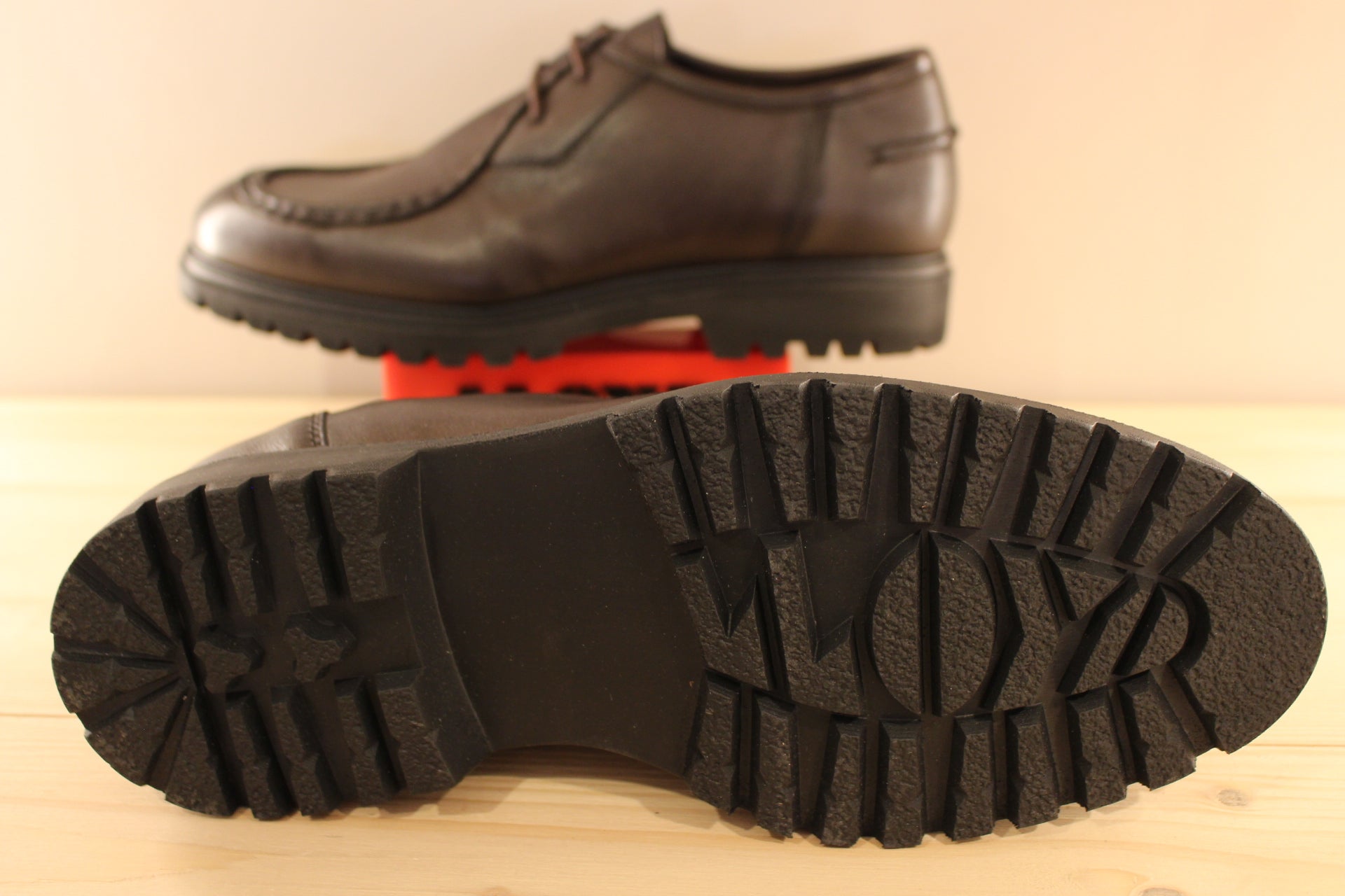 Chaussures marron foncé de chez LLOYD  avec semelle interne amovible
